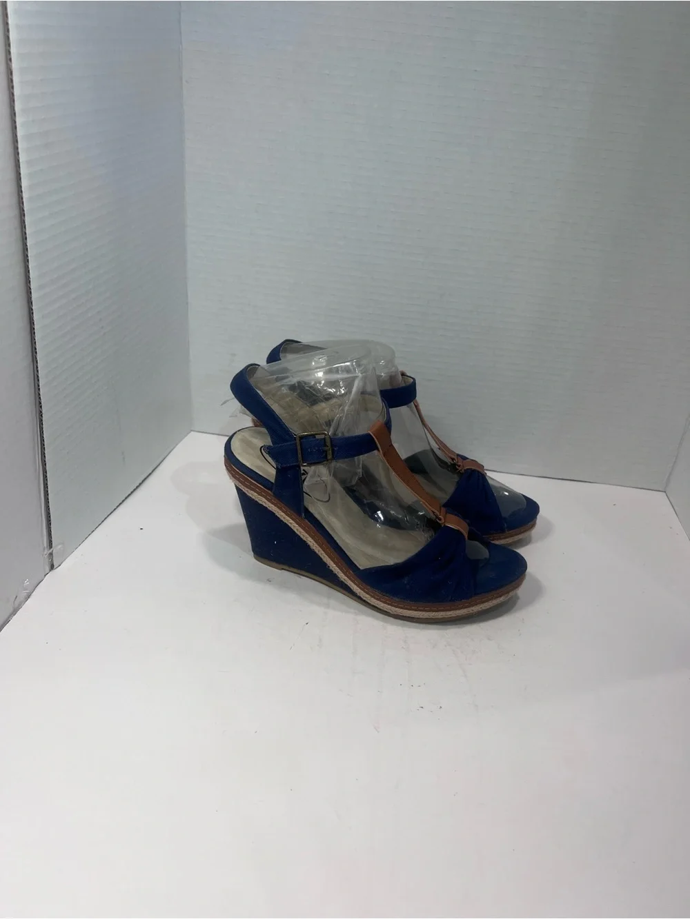 Blue T-Strap Wedge Sandals with Contrast Trim